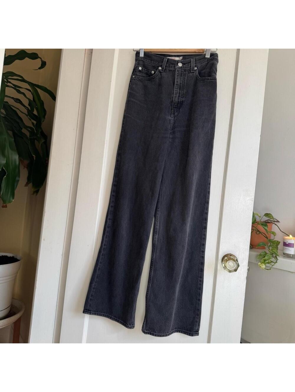 Levi’s High Loose Denim Jeans - Picture 2 of 6